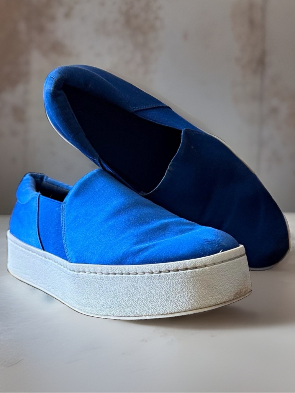 Vince Warren Sneakers Womens 7.5 Blue Satin Slip On Platform Designer Shoes